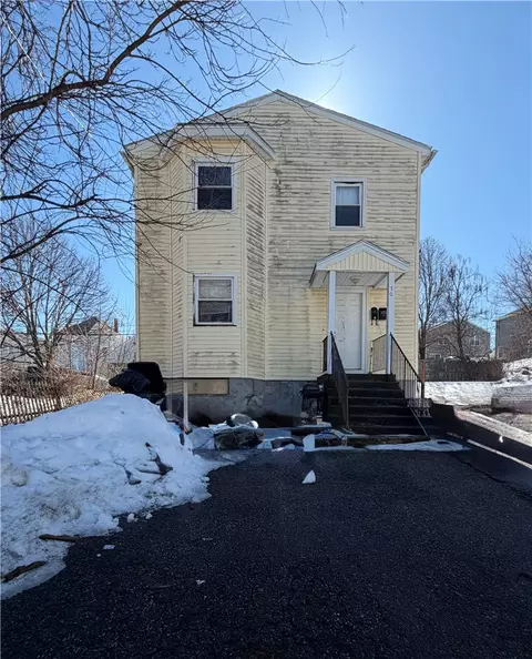 70 Veazie St, Providence, RI 02908