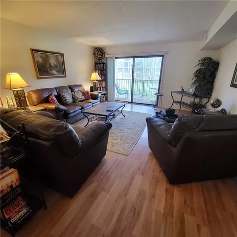 650 E Greenwich Ave #3-108, West Warwick, RI 02893