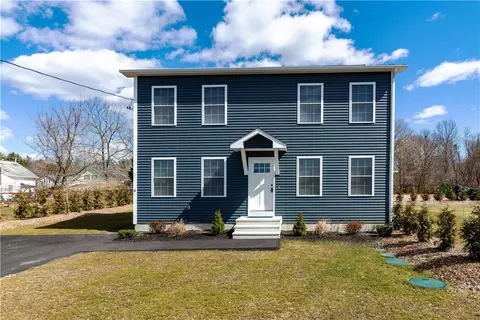 6 River St, Richmond, RI 02894