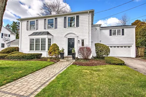 470 Cole Ave, Providence, RI 02906