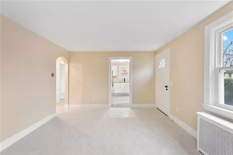396 Elm St, Warwick, RI 02888 photo 12