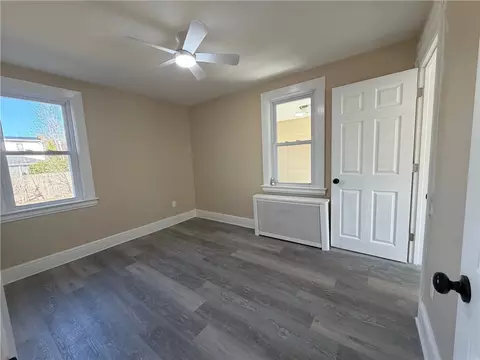 396 Elm St, Warwick, RI 02888 photo 9