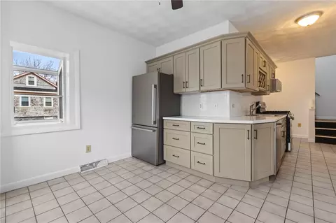 Kitchen - 52 Blake St, Warwick, RI 02889 photo 1 of 2