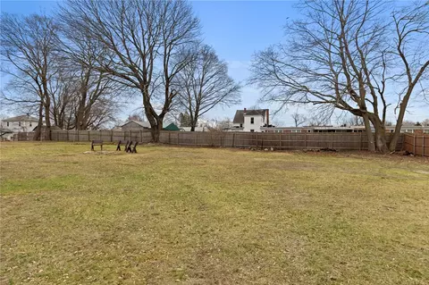 Exterior - 52 Blake St, Warwick, RI 02889 photo 5 of 6