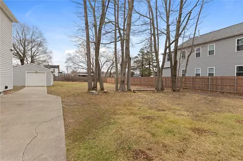 Exterior - 52 Blake St, Warwick, RI 02889 photo 4 of 6