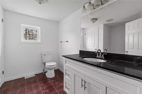 Bath - 52 Blake St, Warwick, RI 02889 photo 2 of 2