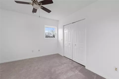 Bedroom - 52 Blake St, Warwick, RI 02889 photo 1 of 3