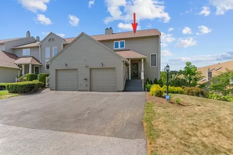 72 Hilltop Dr #F, North Providence, RI 02904