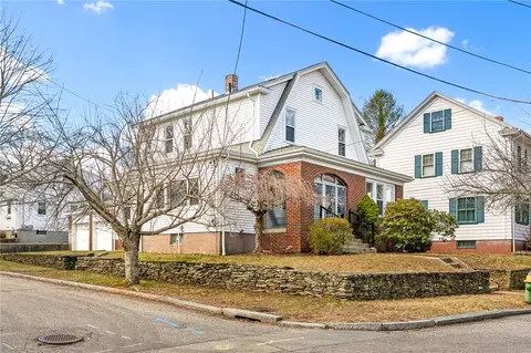 38 Trinity Pkwy, Providence, RI 02908