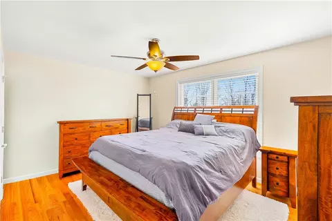 Bedroom - 180 Bertenshaw Rd, Woonsocket, RI 02895 photo 2 of 2