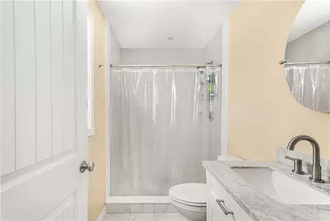 Bath - 180 Bertenshaw Rd, Woonsocket, RI 02895 photo 2 of 2