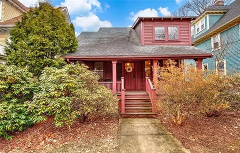 15 Firglade Ave, Providence, RI 02906