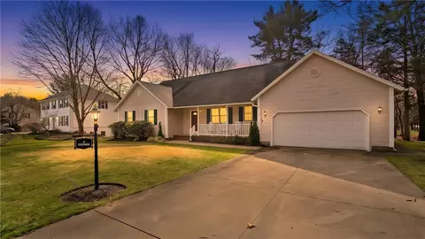 11 Olde Mill Ln, North Kingstown, RI 02852