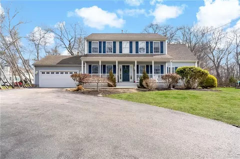 21 River View Rd, Narragansett, RI 02882