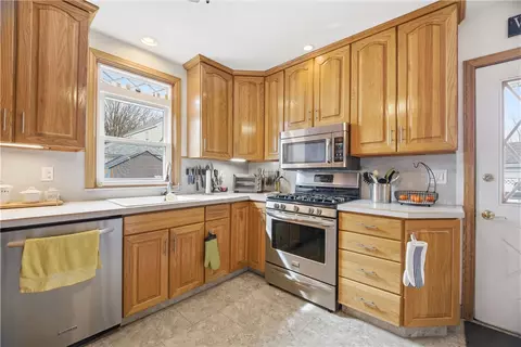 Kitchen - 111 Beechcrest St, Warwick, RI 02888 photo 2 of 2