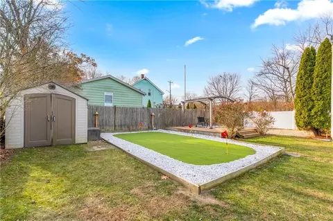 12 Railroad Row, Warwick, RI 02886 photo 25