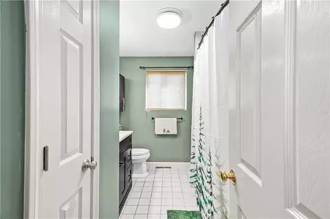 12 Railroad Row, Warwick, RI 02886 photo 14