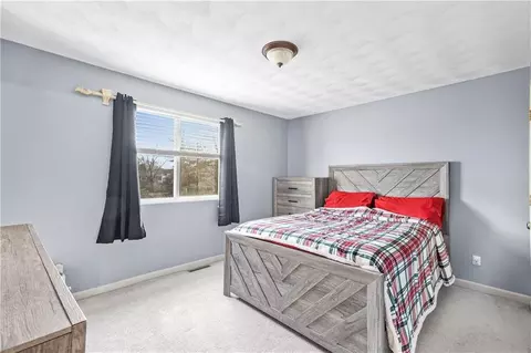 12 Railroad Row, Warwick, RI 02886 photo 11