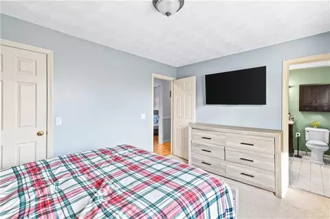 12 Railroad Row, Warwick, RI 02886 photo 13
