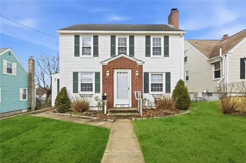 230 New London Ave, West Warwick, RI 02893