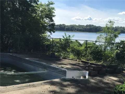 179 Lane 4 Rd, Warwick, RI 02888