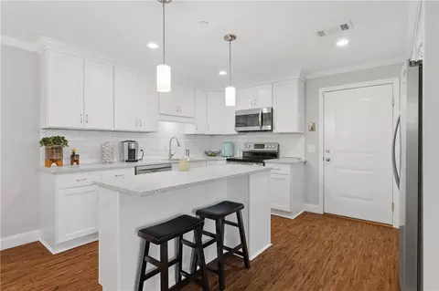 20 Saw Mill Dr #301, North Kingstown, RI 02852