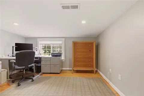 287 Parkside Dr, Warwick, RI 02888 photo 32