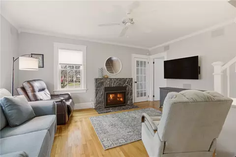 287 Parkside Dr, Warwick, RI 02888 photo 7
