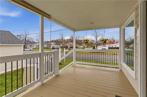 287 Parkside Dr, Warwick, RI 02888 photo 39