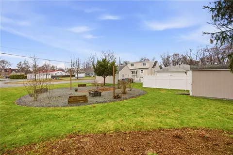 287 Parkside Dr, Warwick, RI 02888 photo 44