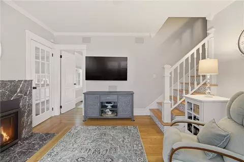 287 Parkside Dr, Warwick, RI 02888 photo 8