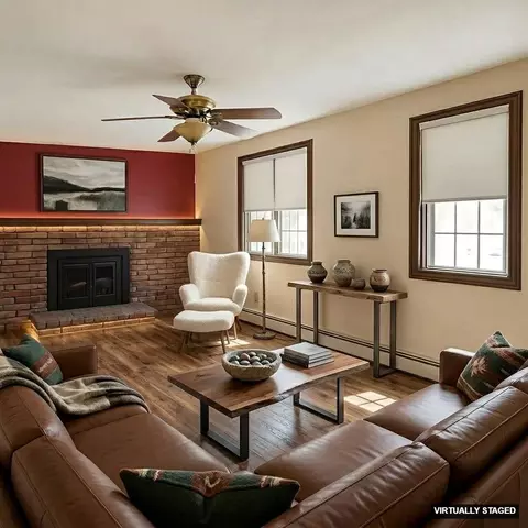 Living - 699 Lower River Rd, Lincoln, RI 02865 photo 1 of 2