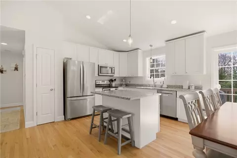 Kitchen - 90 Mockingbird Dr, Exeter, RI 02822 photo 4 of 4