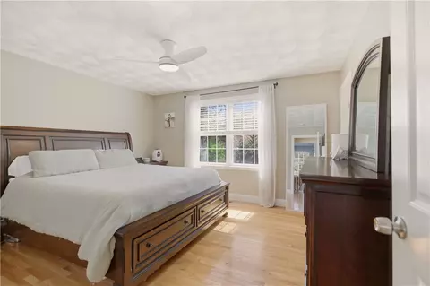 Bedroom - 90 Mockingbird Dr, Exeter, RI 02822 photo 2 of 6