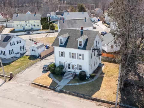 6 Branch Ave, West Warwick, RI 02893