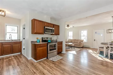 Entry Way - 31 Anthony St, Coventry, RI 02816 photo 2 of 4