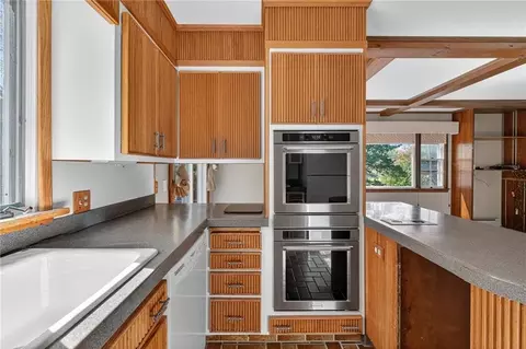 Kitchen - 26 Windward Dr, Westerly, RI 02891 photo 2 of 3