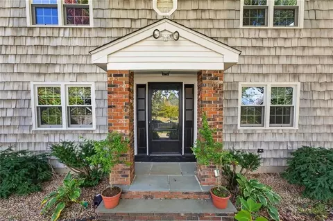 Exterior - 26 Windward Dr, Westerly, RI 02891 photo 6 of 8