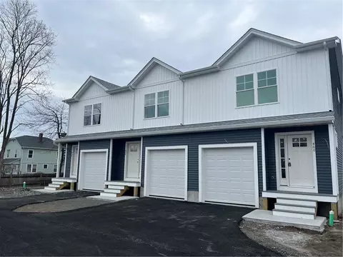 400 Juniper St #B, East Providence, RI 02914