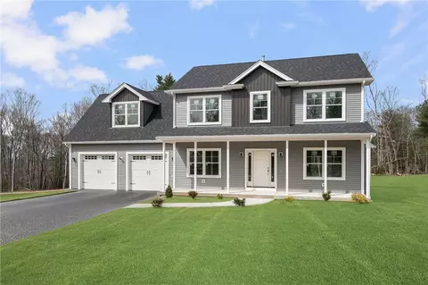 350 Nooseneck Hill Rd, Richmond, RI 02812