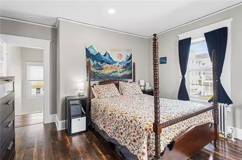 Bedroom - 32 5th Ave, Woonsocket, RI 02895 photo 2 of 3
