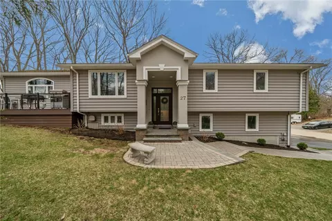 27 Miner St, North Providence, RI 02904