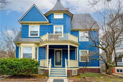 182 Adelaide Ave #7, Providence, RI 02907