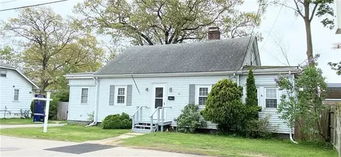 128 Fern St, Warwick, RI 02889