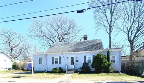 128 Fern St, Warwick, RI 02889