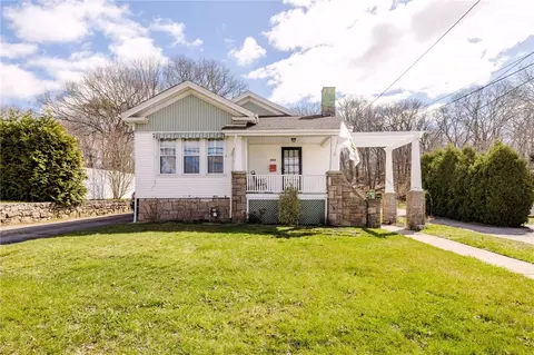 199 High St, Westerly, RI 02891