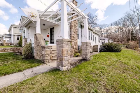 Exterior - 199 High St, Westerly, RI 02891 photo 3 of 10