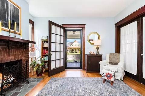 Entry Way - 199 High St, Westerly, RI 02891 photo 1 of 3