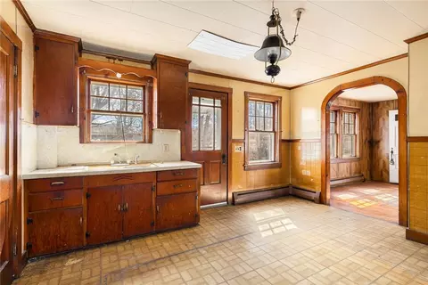 Kitchen - 20 Maple Ave, Little Compton, RI 02837 photo 1 of 1