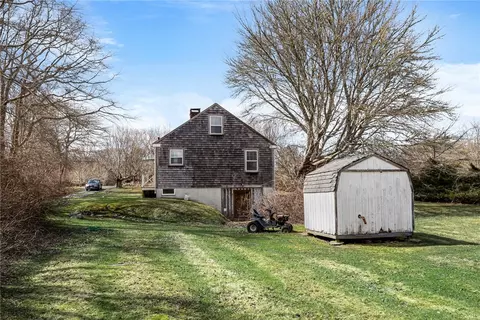 Exterior - 20 Maple Ave, Little Compton, RI 02837 photo 6 of 7